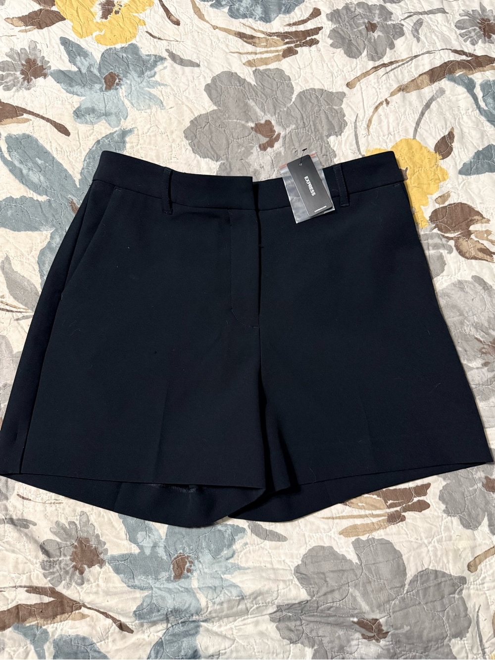 Express Black Women's Tailored Shorts